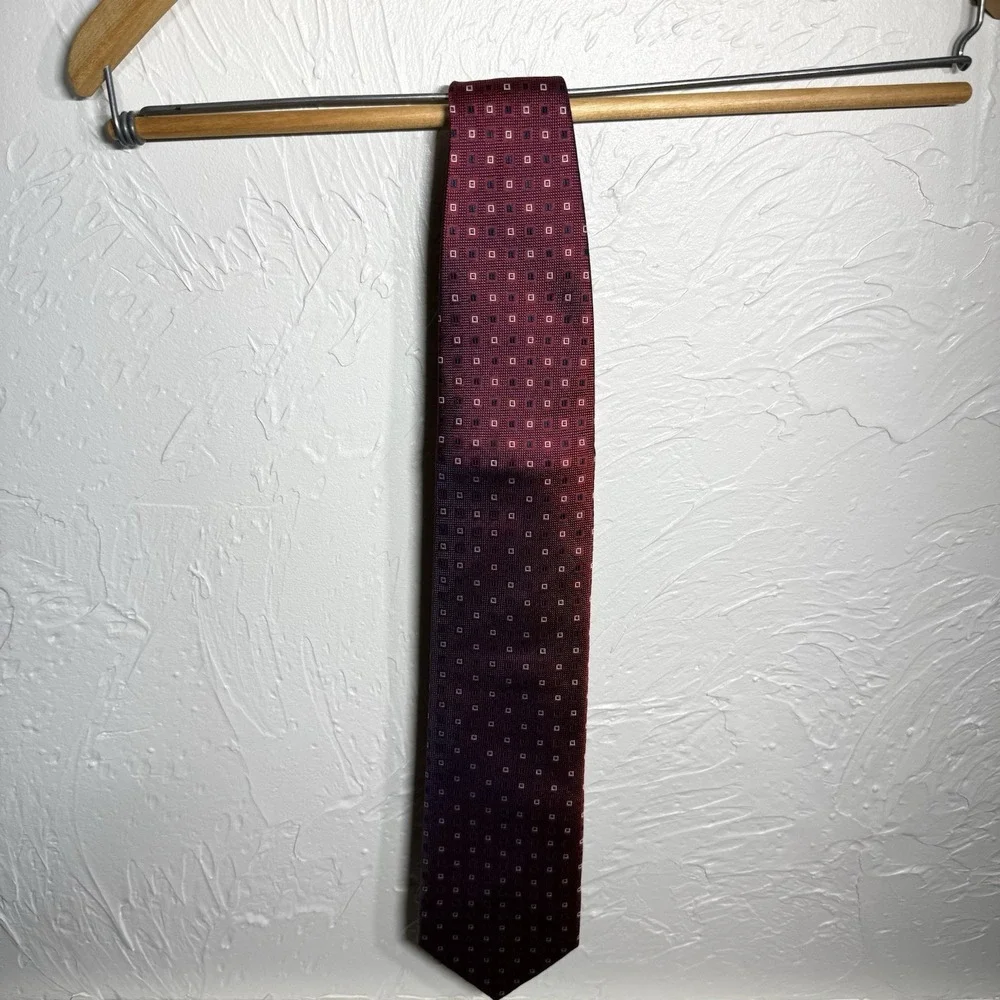 Bruno Piattelli Men's 100% Silk Tie Classic Length‎ Red W/blue& White Squares